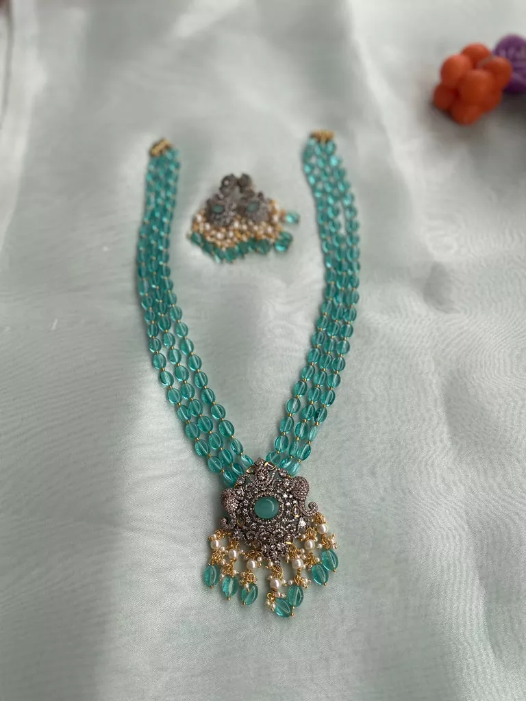 Agate Beads Victorian Haram with earrings